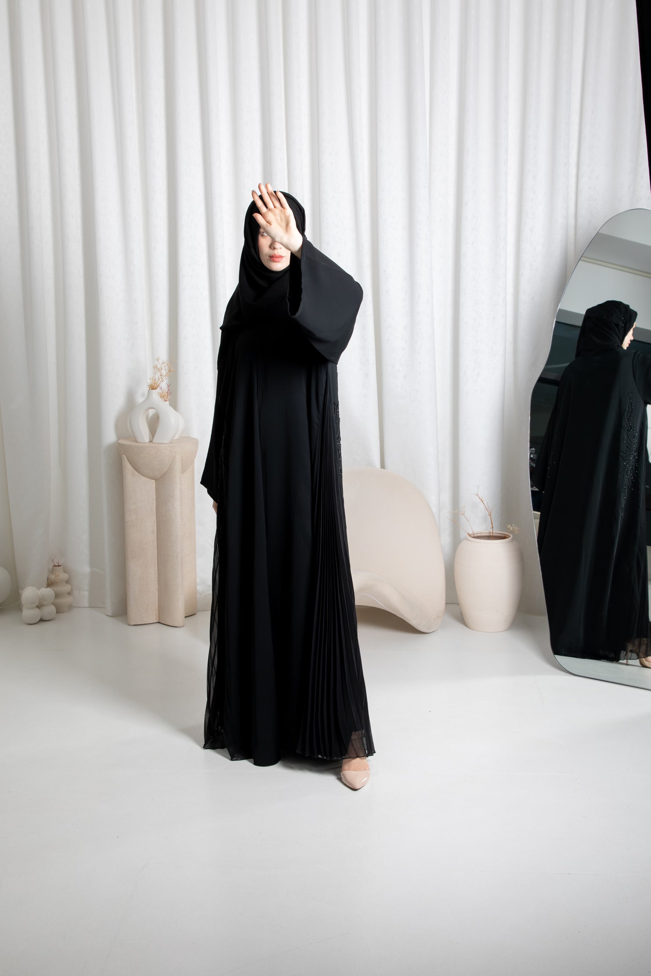 Flowing Ink Abaya