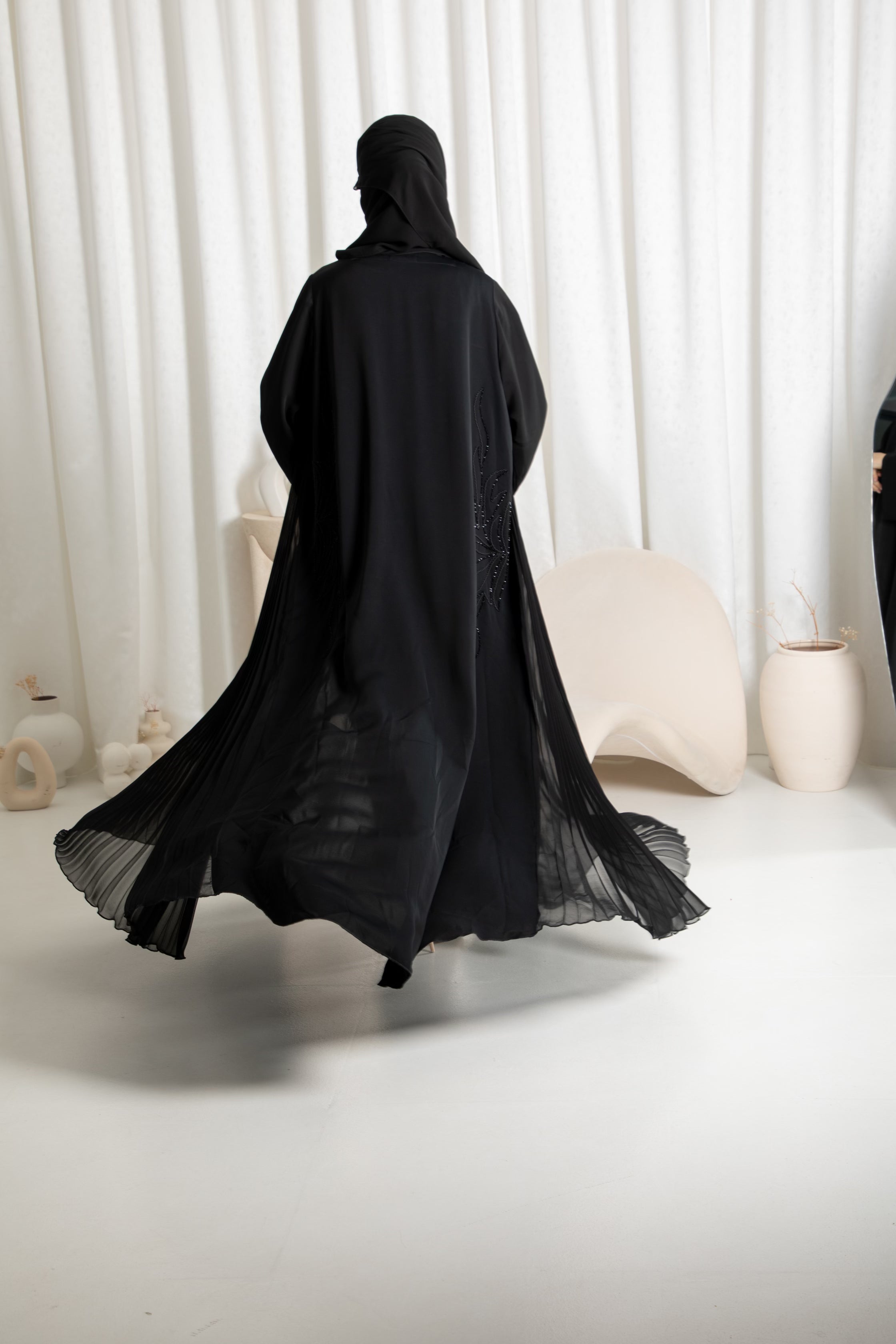 Flowing Ink Abaya